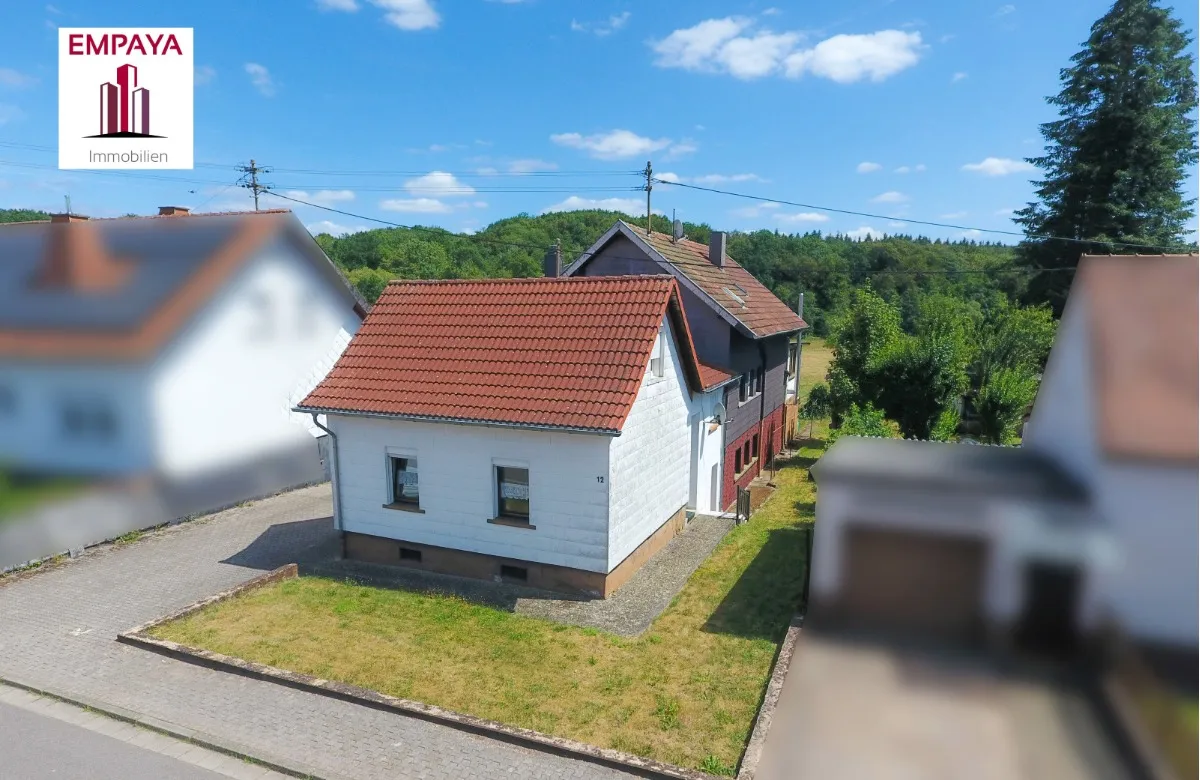 2 Häuser zu 1 Preis in Weiskirchen-Thailen in Weiskirchen
