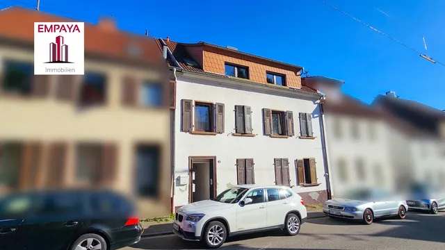 Reihenhaus in Ottweiler: Reihenhaus in Ottweiler zu verkaufen.